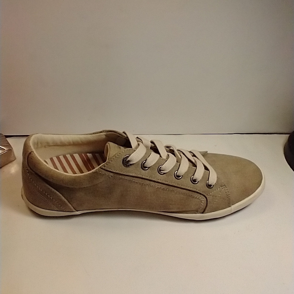 Taos Star Khaki Wash Lace Up Canvas Sneakers Shoes Women's sz 11. - Picture 7 of 11